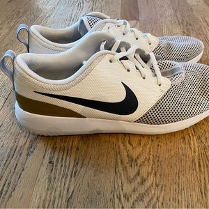 Nike Rosche Golf Shoe